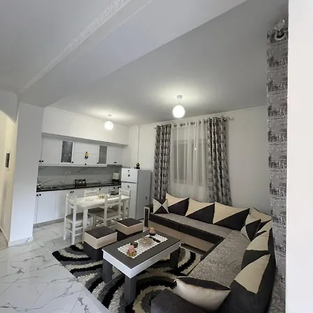 Apartament Shtepi Pushimi *